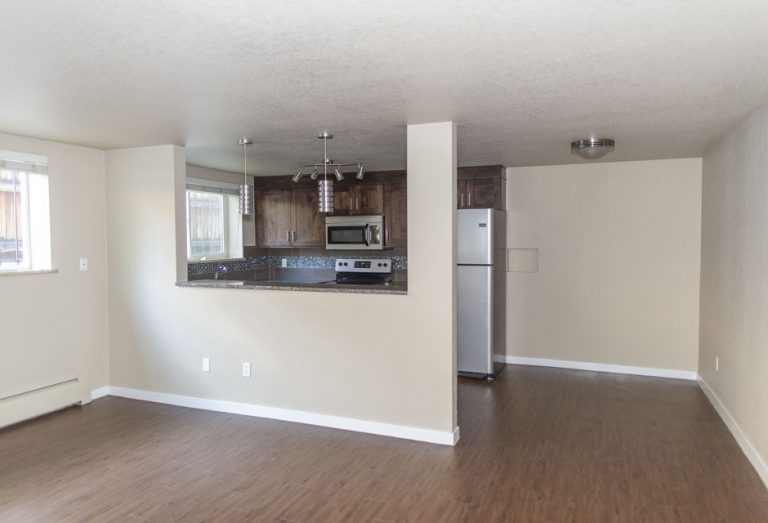 Chill Apartments Cornerstone Apartments